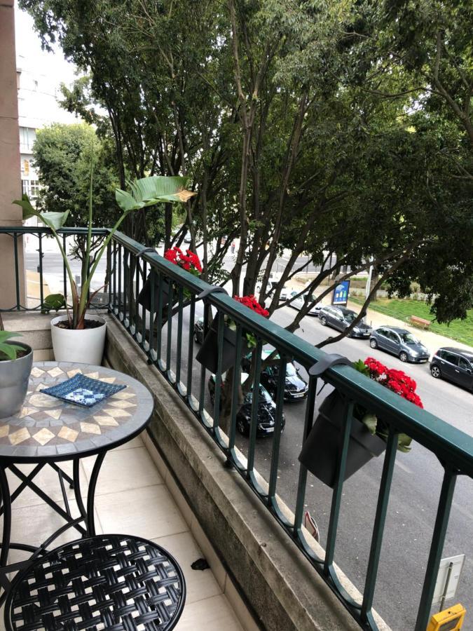Apartment Paiva Couceiro Lisbon